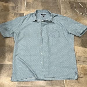 Croft&Borrow Men’s Large Short Sleeved Button Down